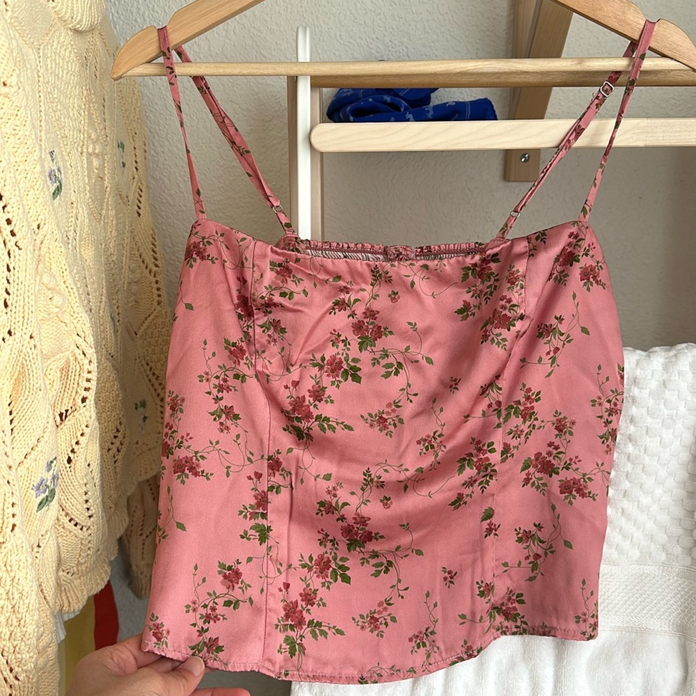 100 percent silk pink Reformation top, size 6
